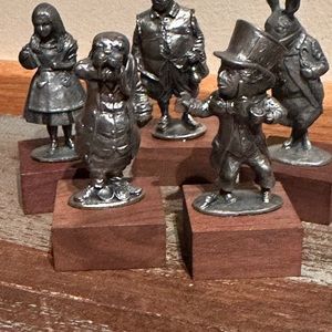 Alice in Wonderland Mad Hatter Queen Hearts Walrus Father William White Rabbit